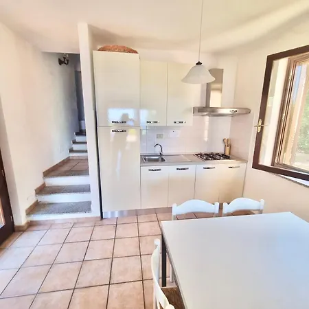 6 Beds With Common Swimming Pool In Villa *