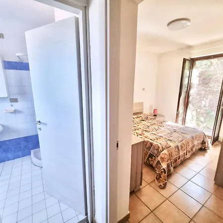 6 Beds With Common Swimming Pool In Costa Paradiso